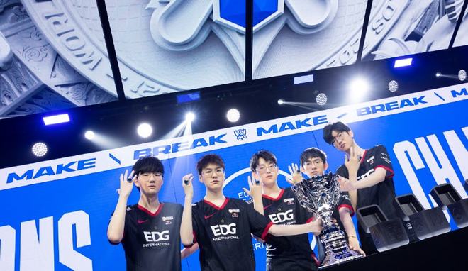 亚残运射箭：专注于目标御风而行央视体育.